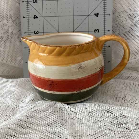 Mexican Styled Cream/Sugar set. By Elica Home Trends hand painted. Mexican Feel - Picture 8 of 9